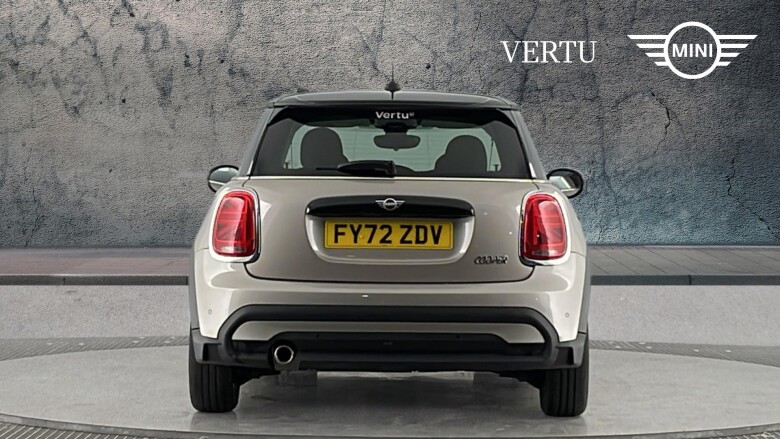 MINI Hatchback 1.5 Cooper Classic 3dr Auto Petrol Hatchback